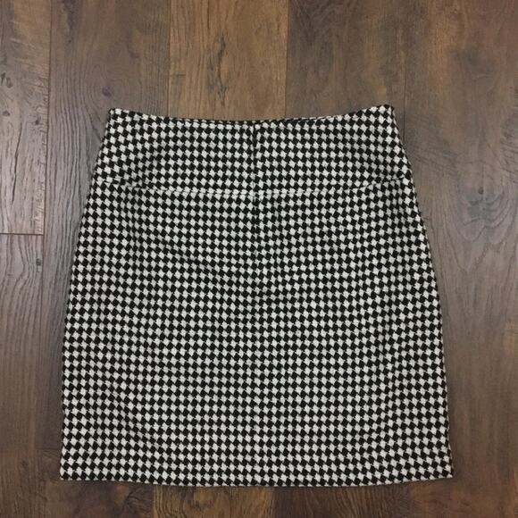 Talbot’s Checkered Plaid Wool Blend Black/White Skirt - Picture 6 of 6